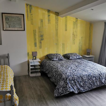 Logis St Cyrien Hotel Saint-Cyr-en-Val Luaran gambar